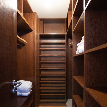 Walk-In Closet with Wood Shelving, Aroeira