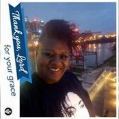 Joyce Thomas's photo