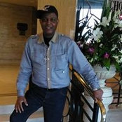 Samuel Wole's photo