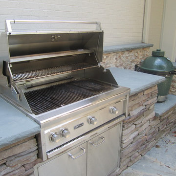 Outdoor Kitchens & Grilling Stations