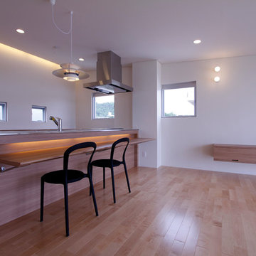 house AT