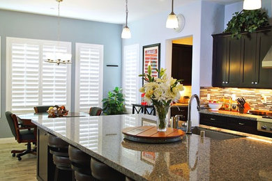 Example of a classic kitchen design in Charlotte