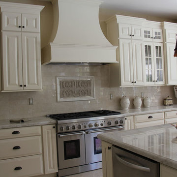 Cabinets.com | Jupiter Maple Antique White Cabinets