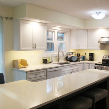 Modern Kitchen Remodel Done With a New Island