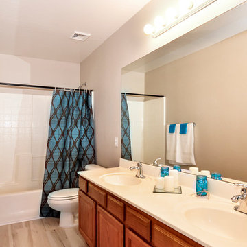 Residential Home - Spacious Southwest Family Home