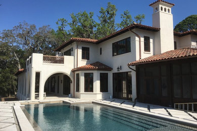 Example of a tuscan pool design in Jacksonville