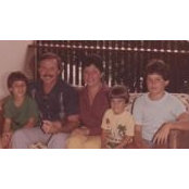 Les Linares's photo