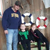 Andrew N Melissa Hill's photo