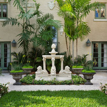 Italian Villa Courtyard