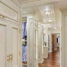 Rollo Walk-In Closet