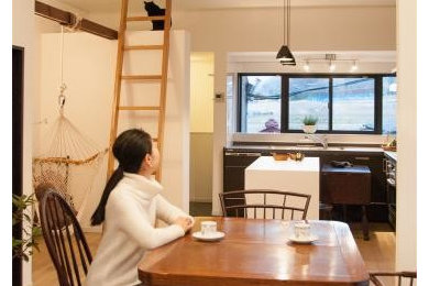 東京23区にあるおしゃれなリビングの写真
