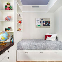Caloms bedroom