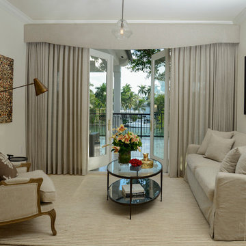 ELEGANT BEDROOM SITTING AREA