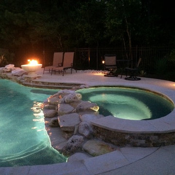 Freeform Travertine Pool with Negative Edge