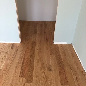 Natural Red Oak Hardwood Floor