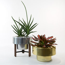 Ver 1.0 Metallic Planter- Half - Indoor Pots And Planters