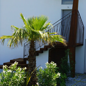 vue extérieure entrée escalier