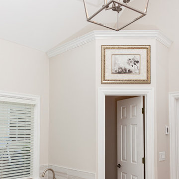 Serpentino Blanco Master Bathroom