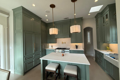 Example of a kitchen design in Dallas