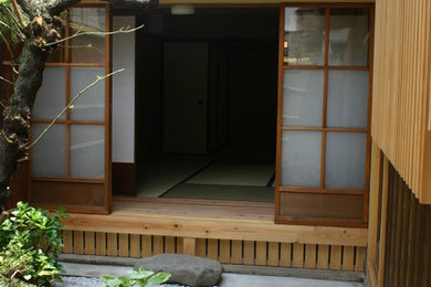 京都にある和風のおしゃれな住まいの写真
