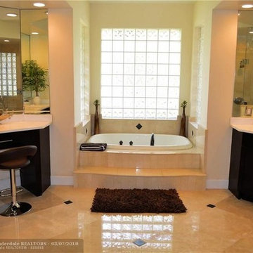 Coral Springs, FL - SOLD IN HOURS! Multiple Offers. Vacant with no offers months