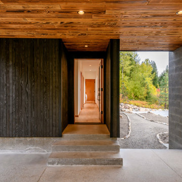 Split Cabin