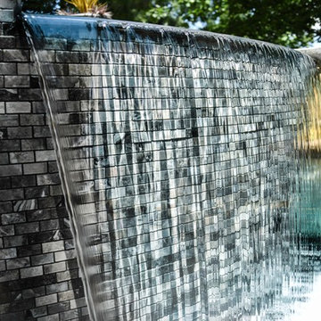 Unique Modern Pool & Spa with Floating Walkway
