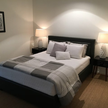 Rice Village - Modern Houston Home - Guest Room