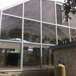 Large Retractabe Enclosure - Products
