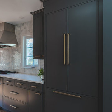 Dark Kitchen