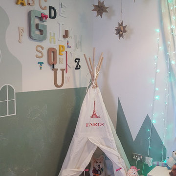 Play area in breakfast room
