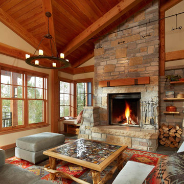 Lake Spirit Retreat: Living Room
