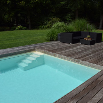 Beton- Folienbecken 11,0 x 4,0 x 1,5 m in sandfarben mit Treppe und Rolloschacht