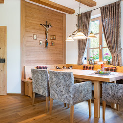 Esstische - Dining Tables