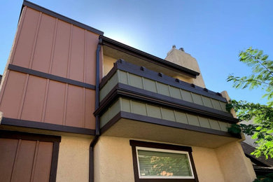 Example of an exterior home design in Los Angeles