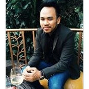 Menqy Putra's photo