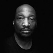 Earl Wilson's photo