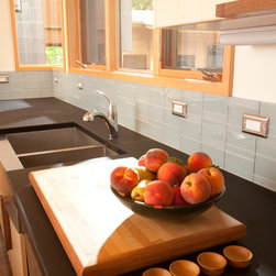 Eagle Rock Retreat - Kitchen Countertops