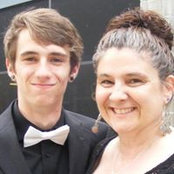 Lisa Gusty's photo