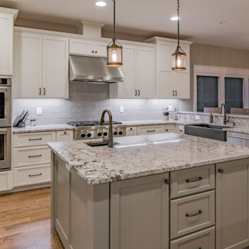 McCracken Point: Craftsman Lake Home