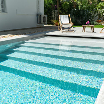 Snow White Porcelain Tiles - Ilıca,Izmir Villa