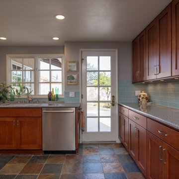 Solana Beach, California Kitchen