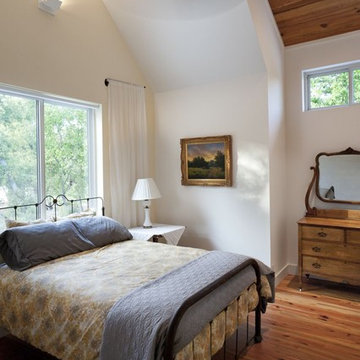 Springdale Farmhouse - Bedroom