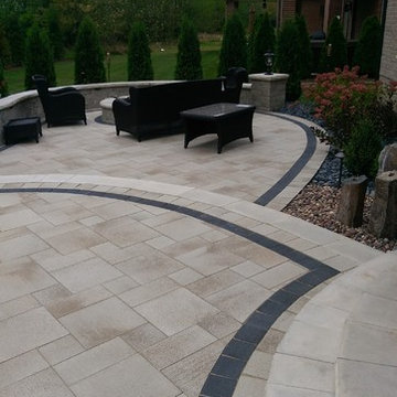 Hodzic outdoor living space