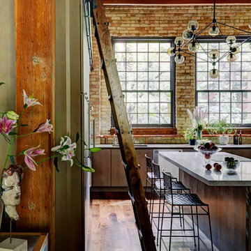 Chicago Industrial loft Kitchen. Designed by Fred Alsen of fma Interior Design