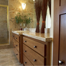 Pulls Kitchen