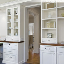 Kitchen cabinets/lighting