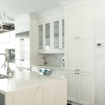 Custom kitchen - East Toronto