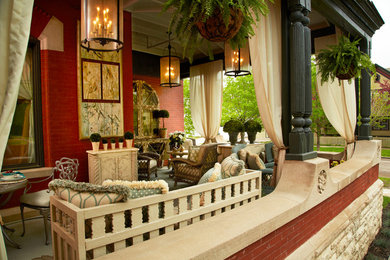 Photo of a traditional verandah in Minneapolis.