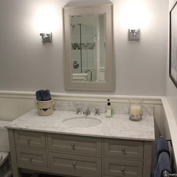 New Crisp Clean Bathroom